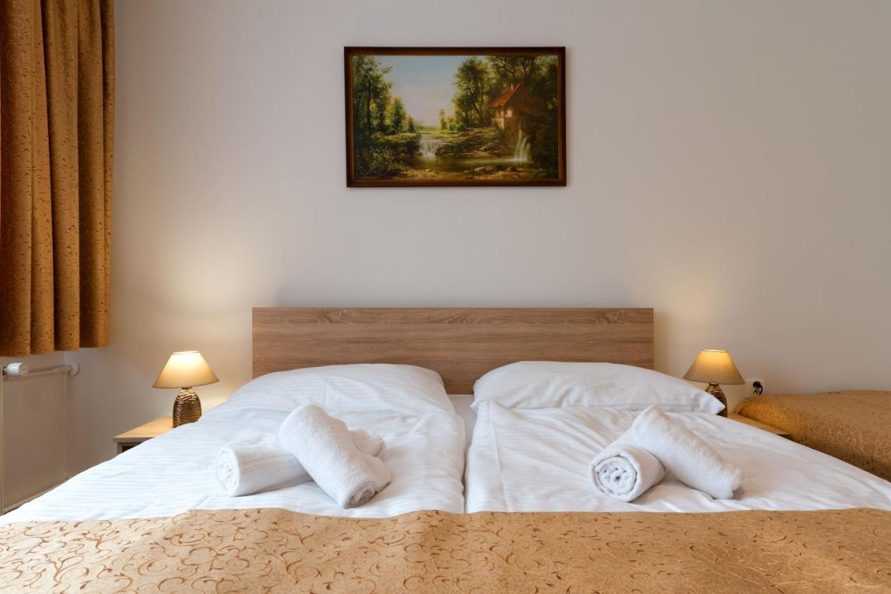 Stará Lesná Hotel Lesana מראה חיצוני תמונה