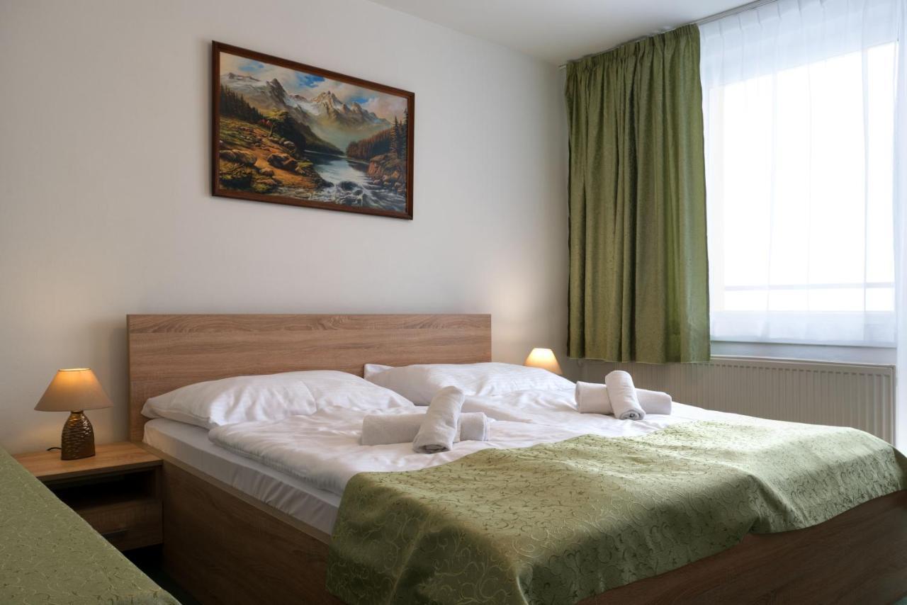 Stará Lesná Hotel Lesana מראה חיצוני תמונה
