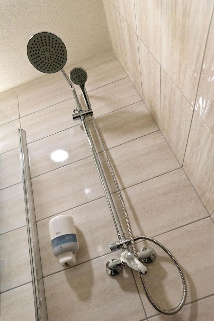 Stará Lesná Hotel Lesana מראה חיצוני תמונה