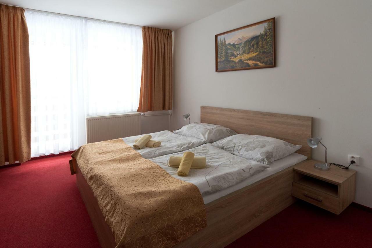 Stará Lesná Hotel Lesana מראה חיצוני תמונה